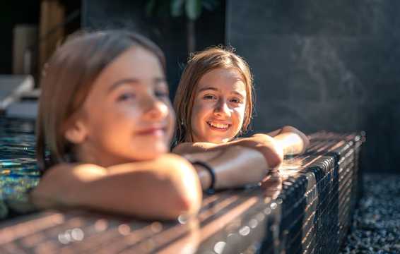 Шаркс-Бей для семьи и пары! Детский клуб, водная горка и спокойные вечера