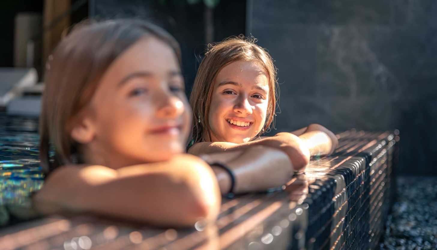 Шаркс-Бей для семьи и пары! Детский клуб, водная горка и спокойные вечера