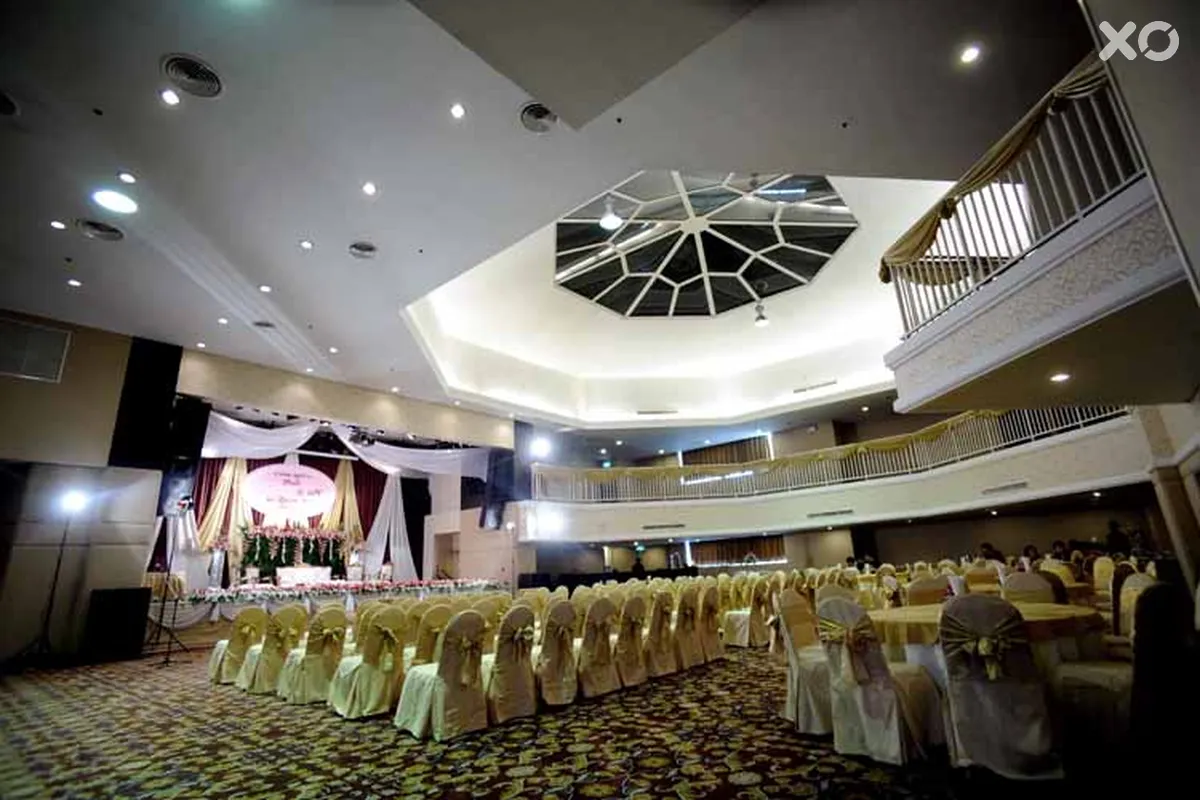 Royal Benja Hotel