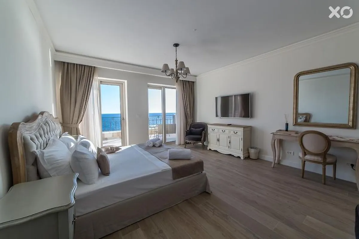 Ponta Melagrana Villa