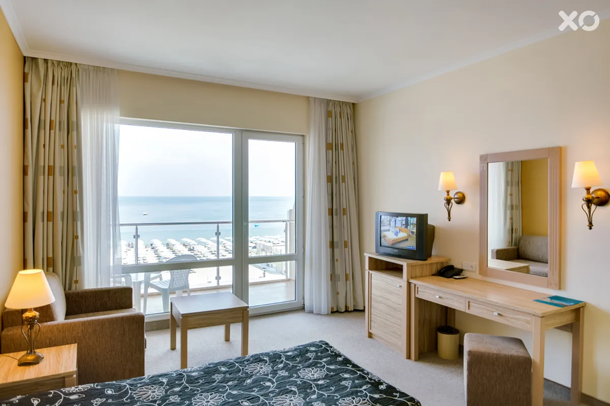 DIT Evrika Beach Club Hotel