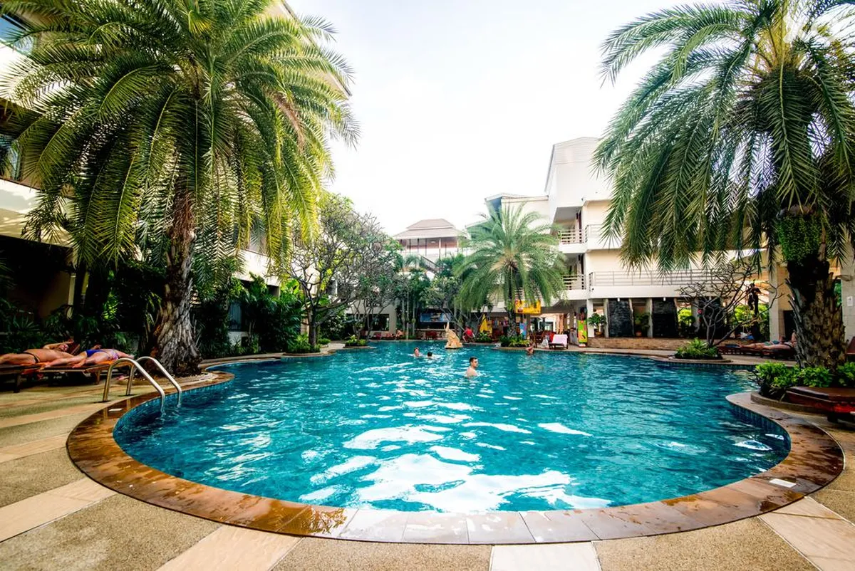 Sea Breeze Jomtien Resort
