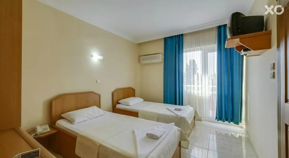 Grand Nett Hotel
