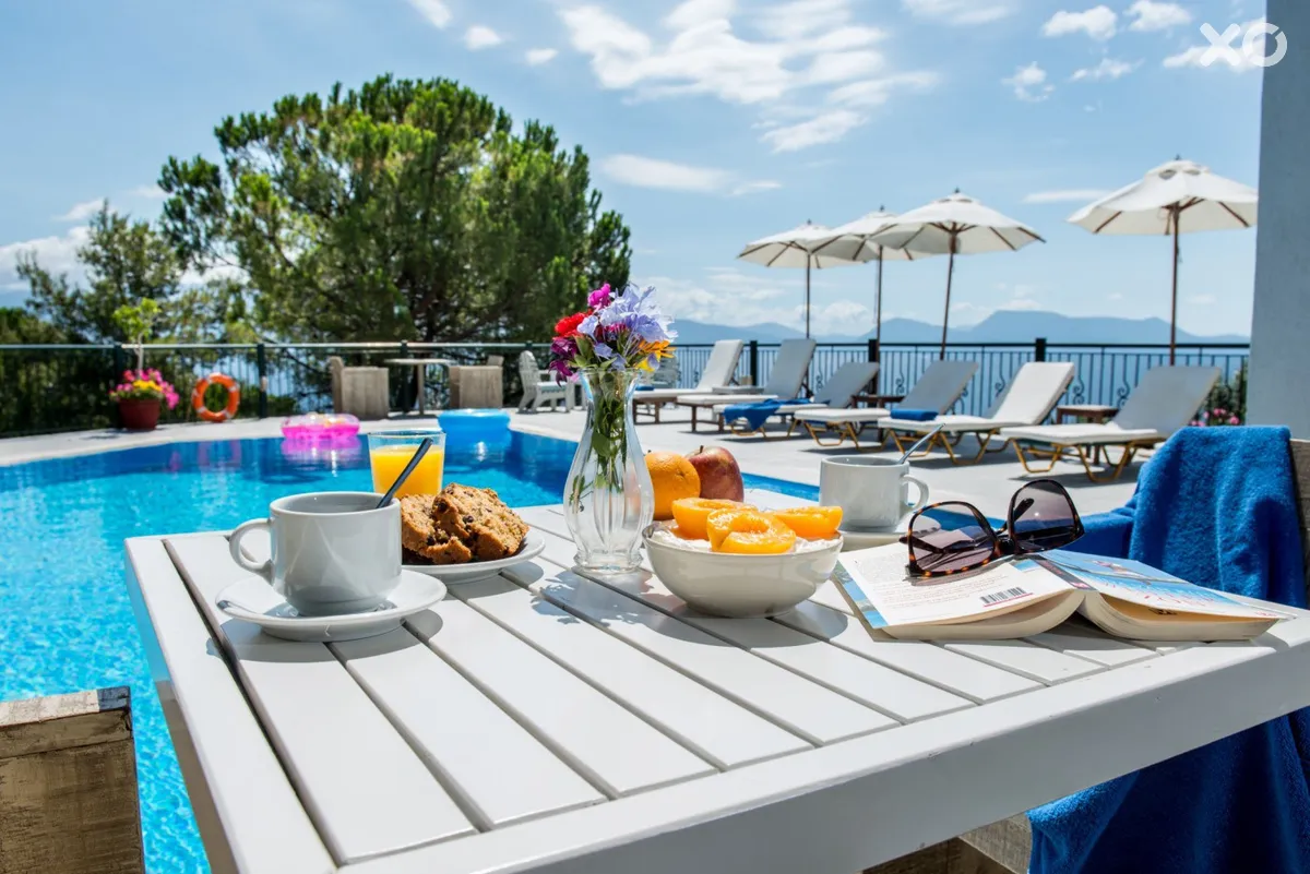 Aliki Hotel