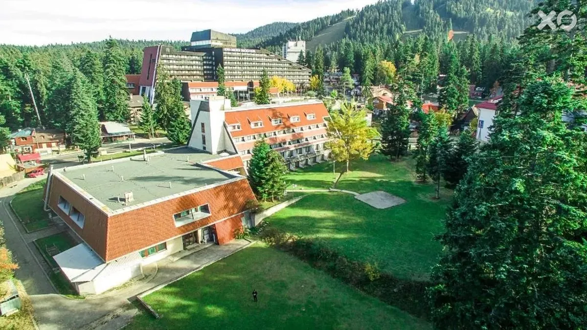 Ela Hotel