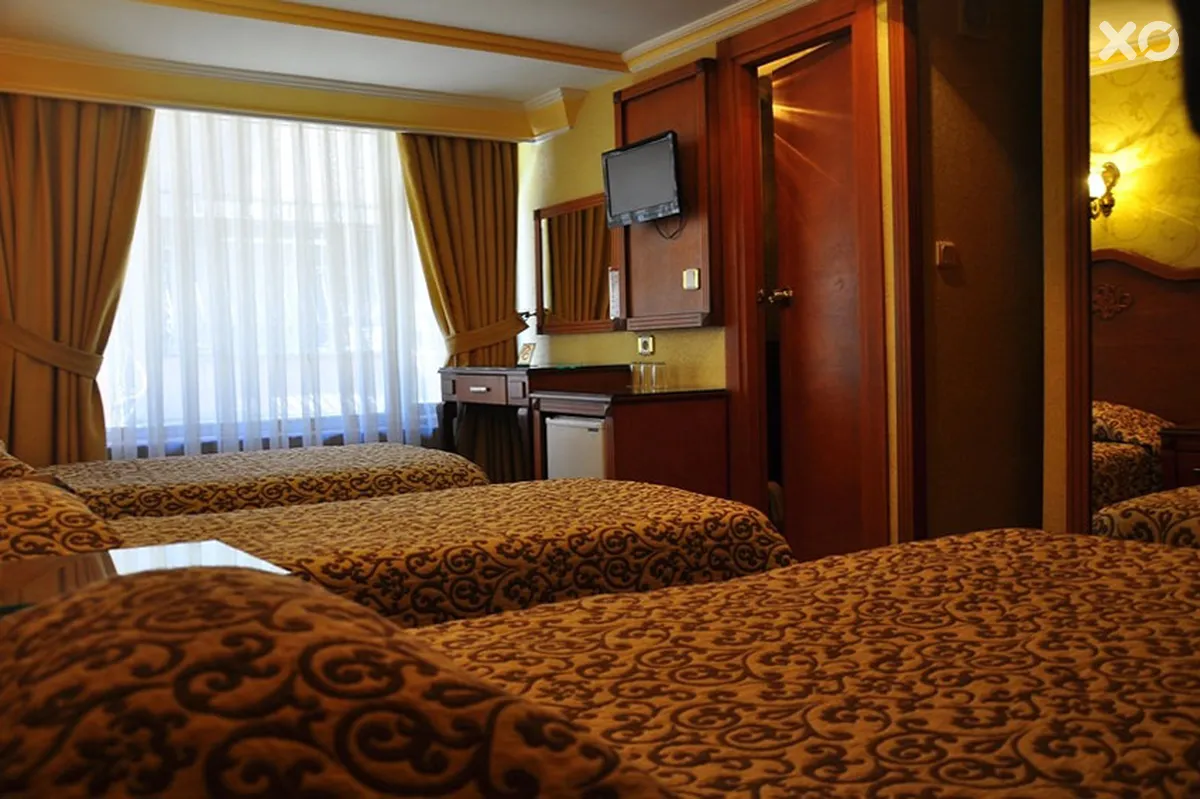 Kaya Madrid Hotel
