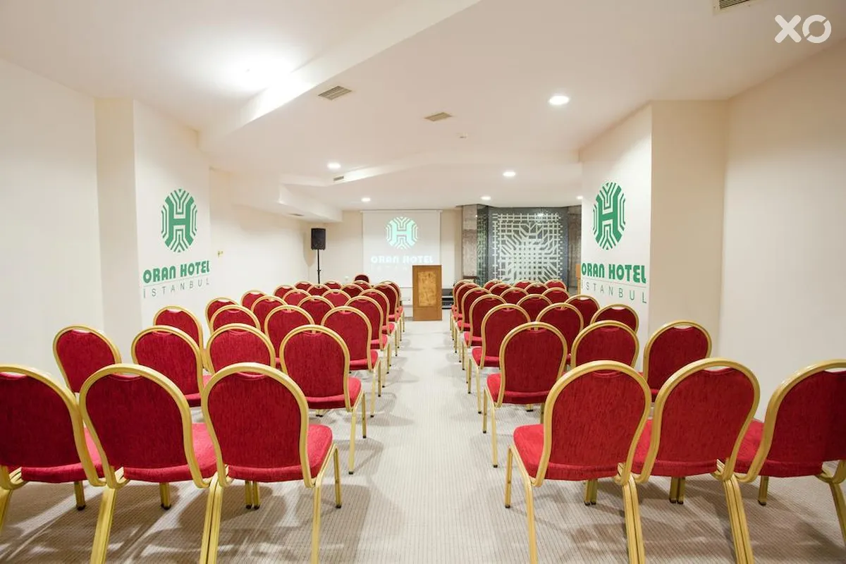 Oran Hotel