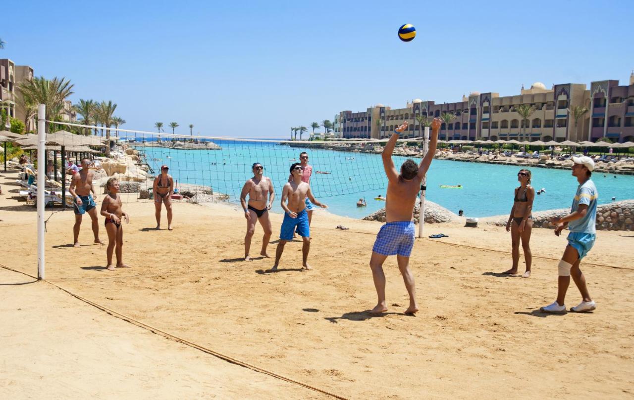 Sunny Days El Palacio