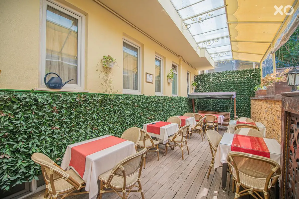 Kaftan Hotel