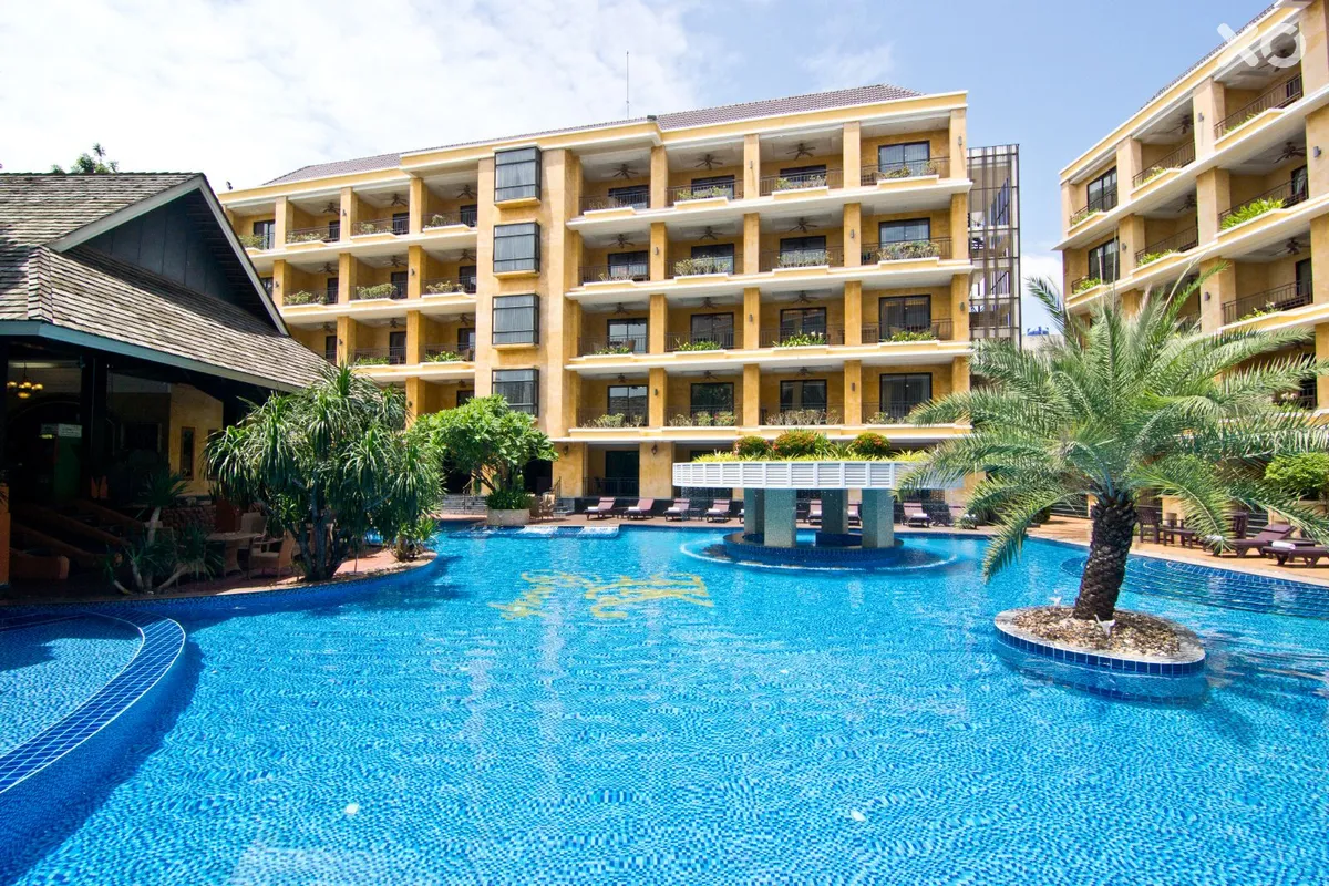 Mantra Pura Resort