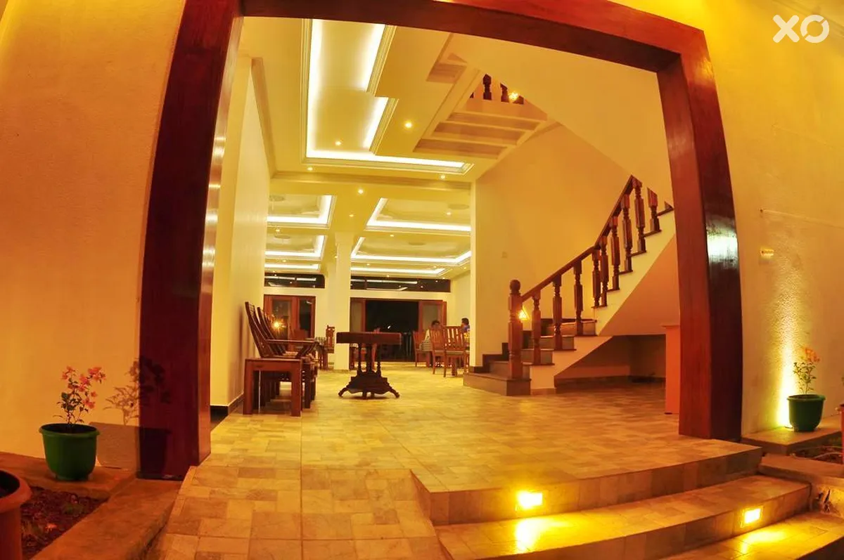 Oasey Beach Hotel