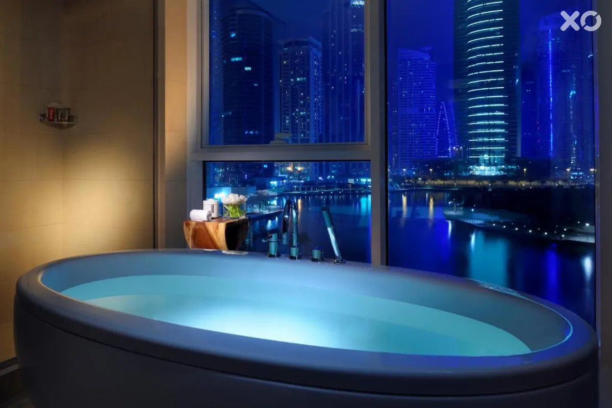 Movenpick Hotel Jumeirah Lakes Towers