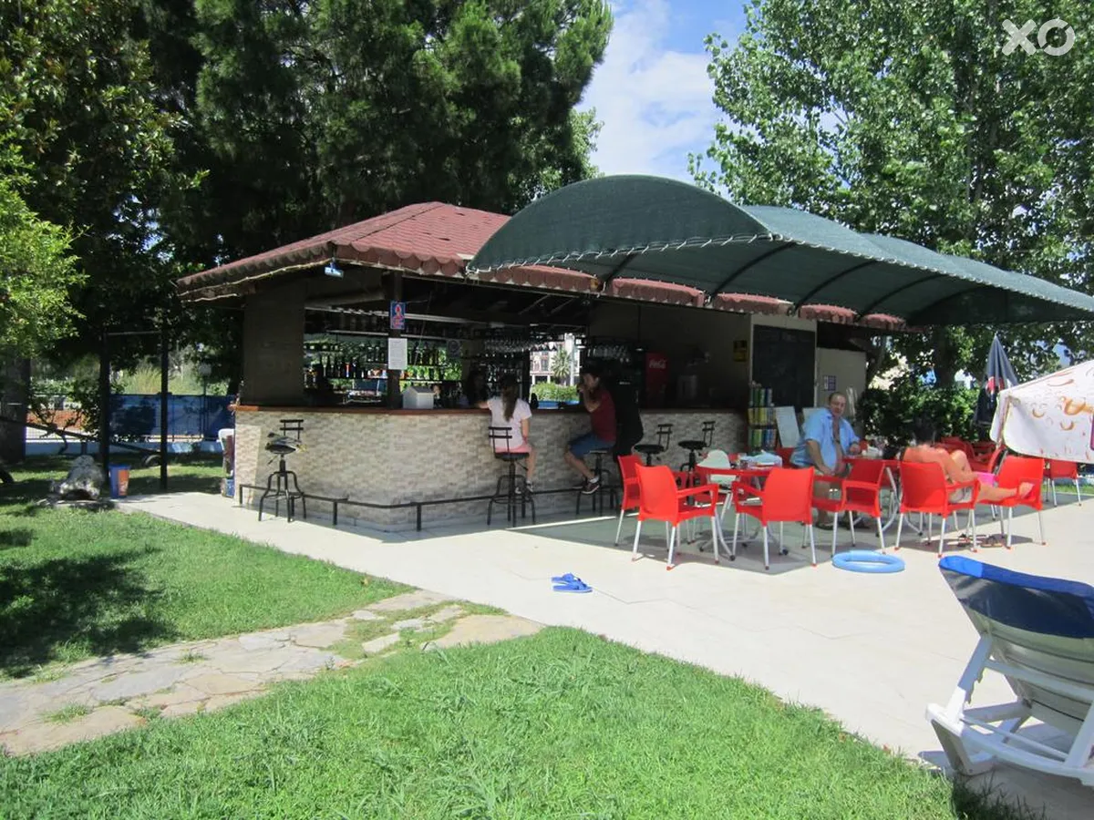 Aymes Hotel