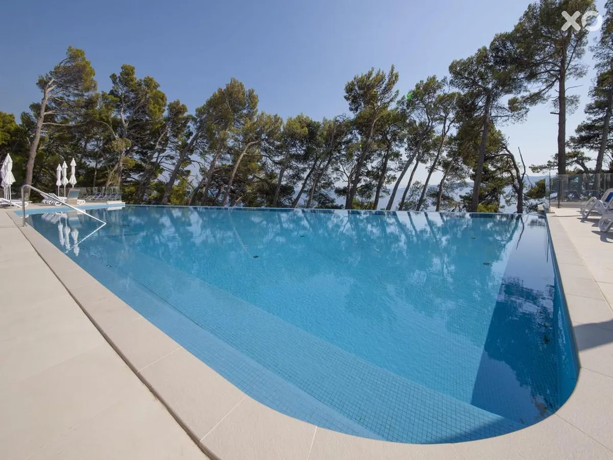 Bluesun Berulia Hotel