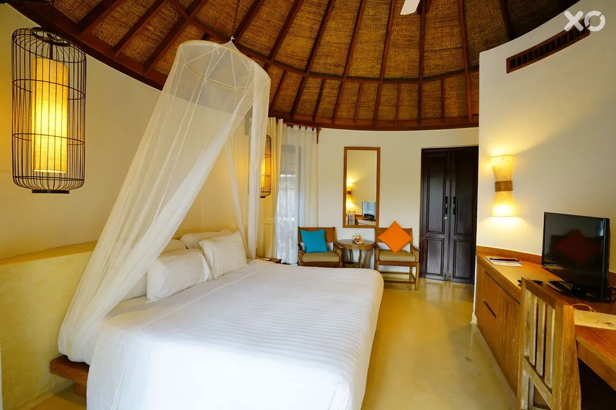 Aana Resort & Spa