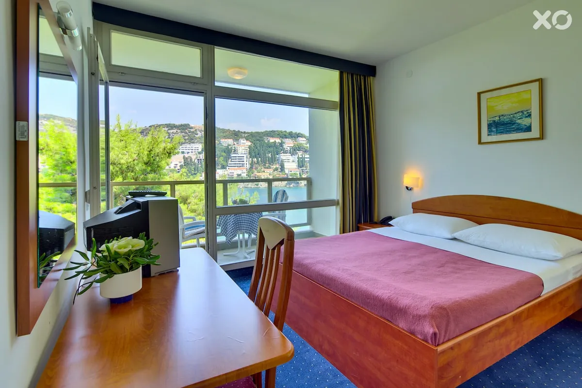 Vis Hotel