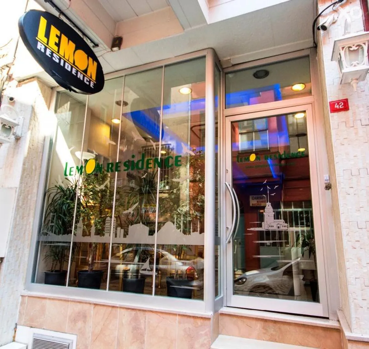 Lemon Residence