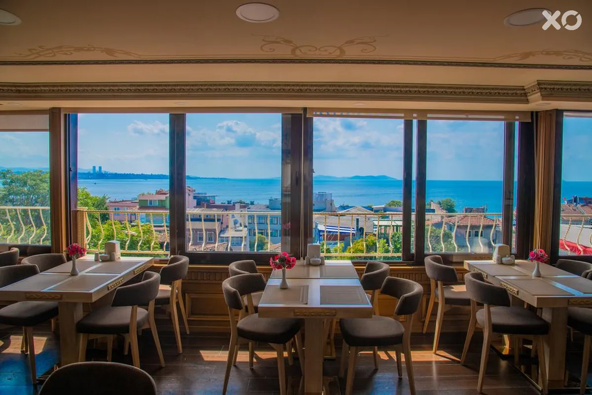 Kaftan Hotel