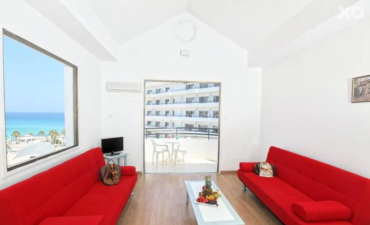 Constantinos The Great Apts