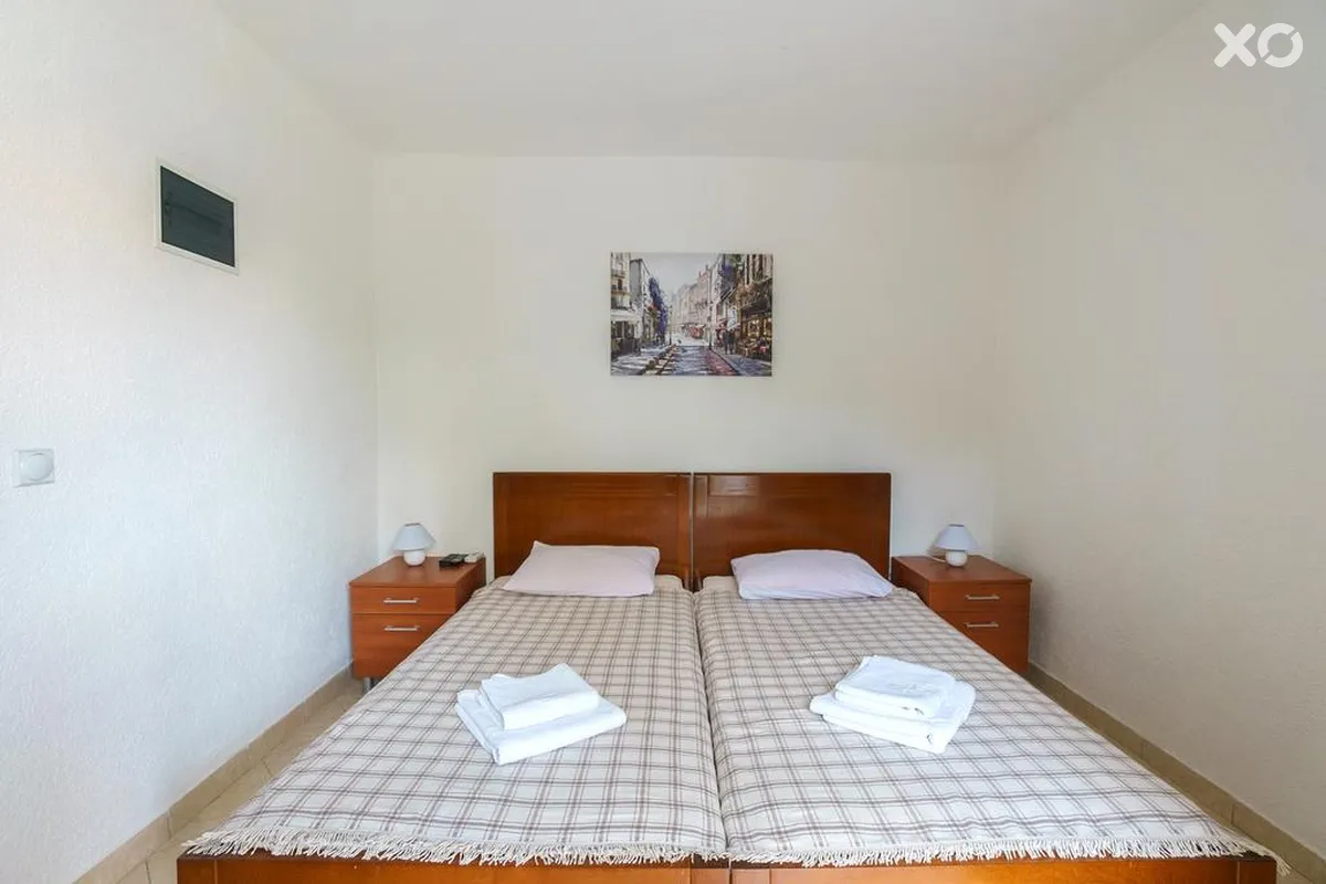 Lora Apartments
