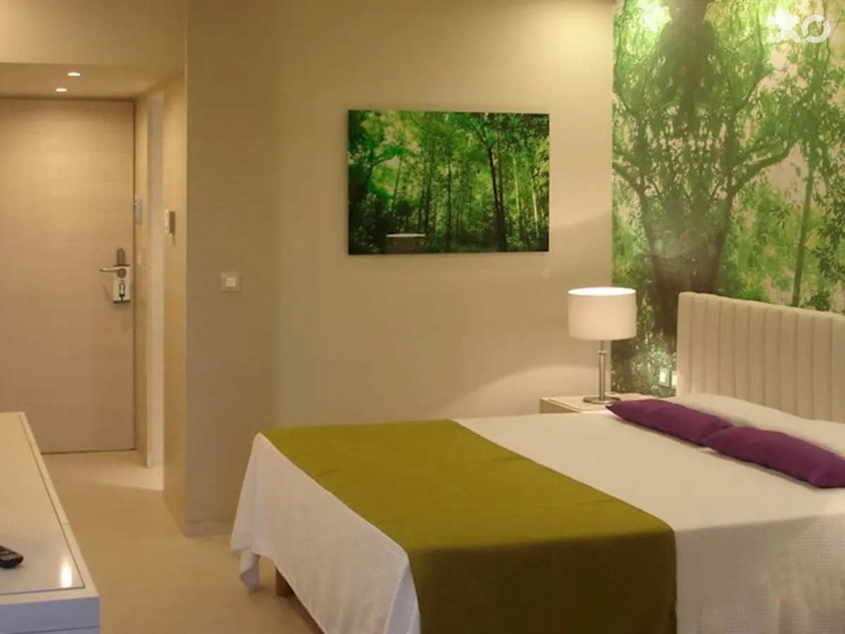 Eden Roc Resort Hotel