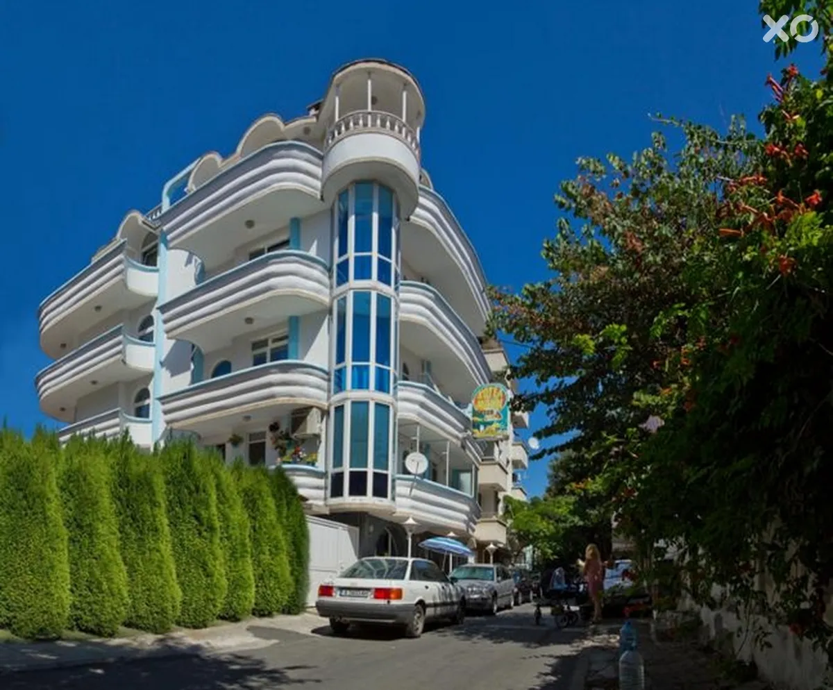 Paros II Family Hotel