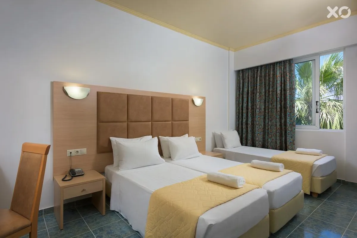 Memphis Beach Hotel
