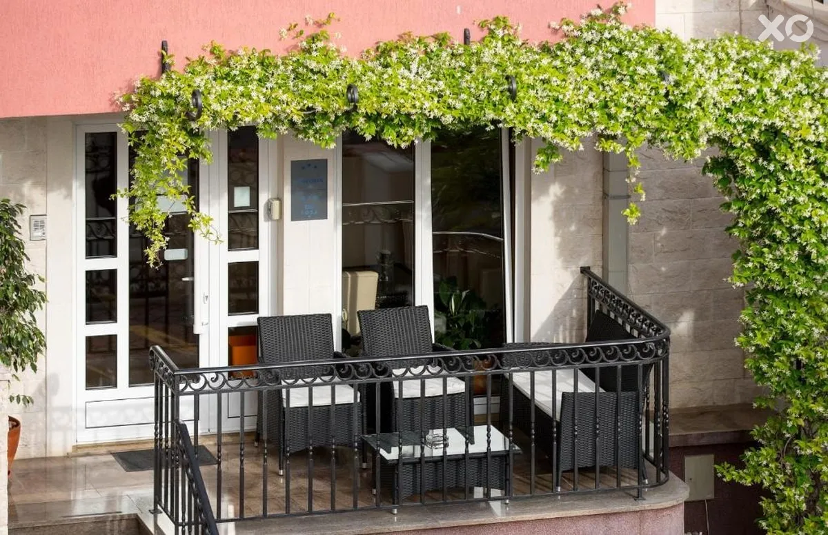 Ivona Apartments