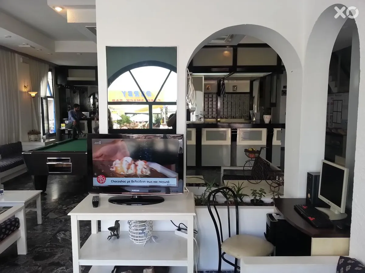 Iro Hotel