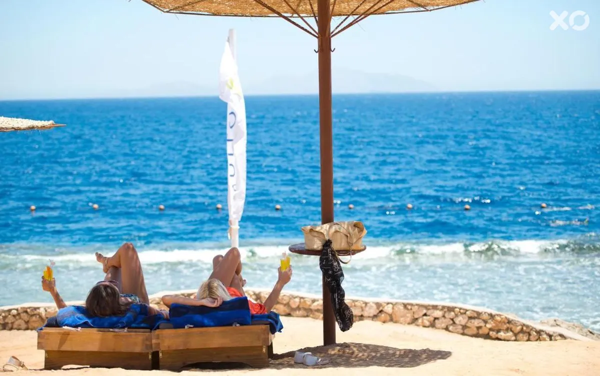 Amphoras Beach