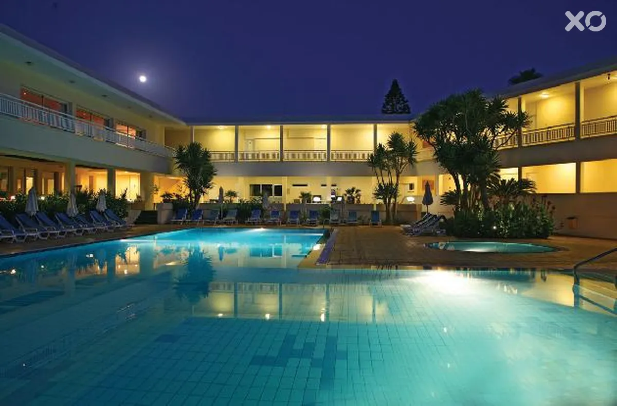 Cynthiana Beach Hotel