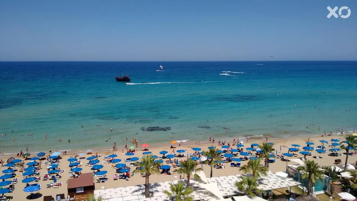Vrissaki Beach Hotel