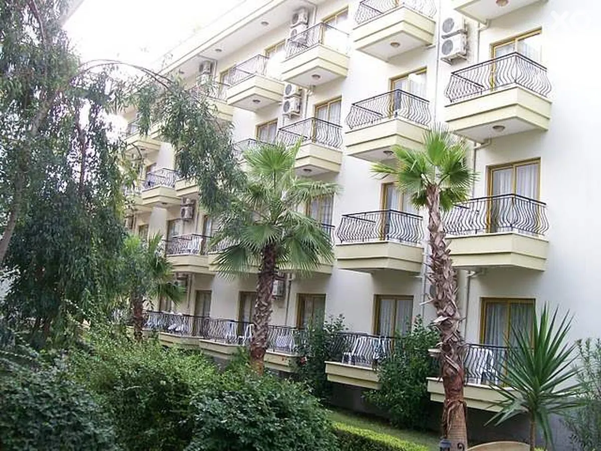 Belpoint Beach Hotel