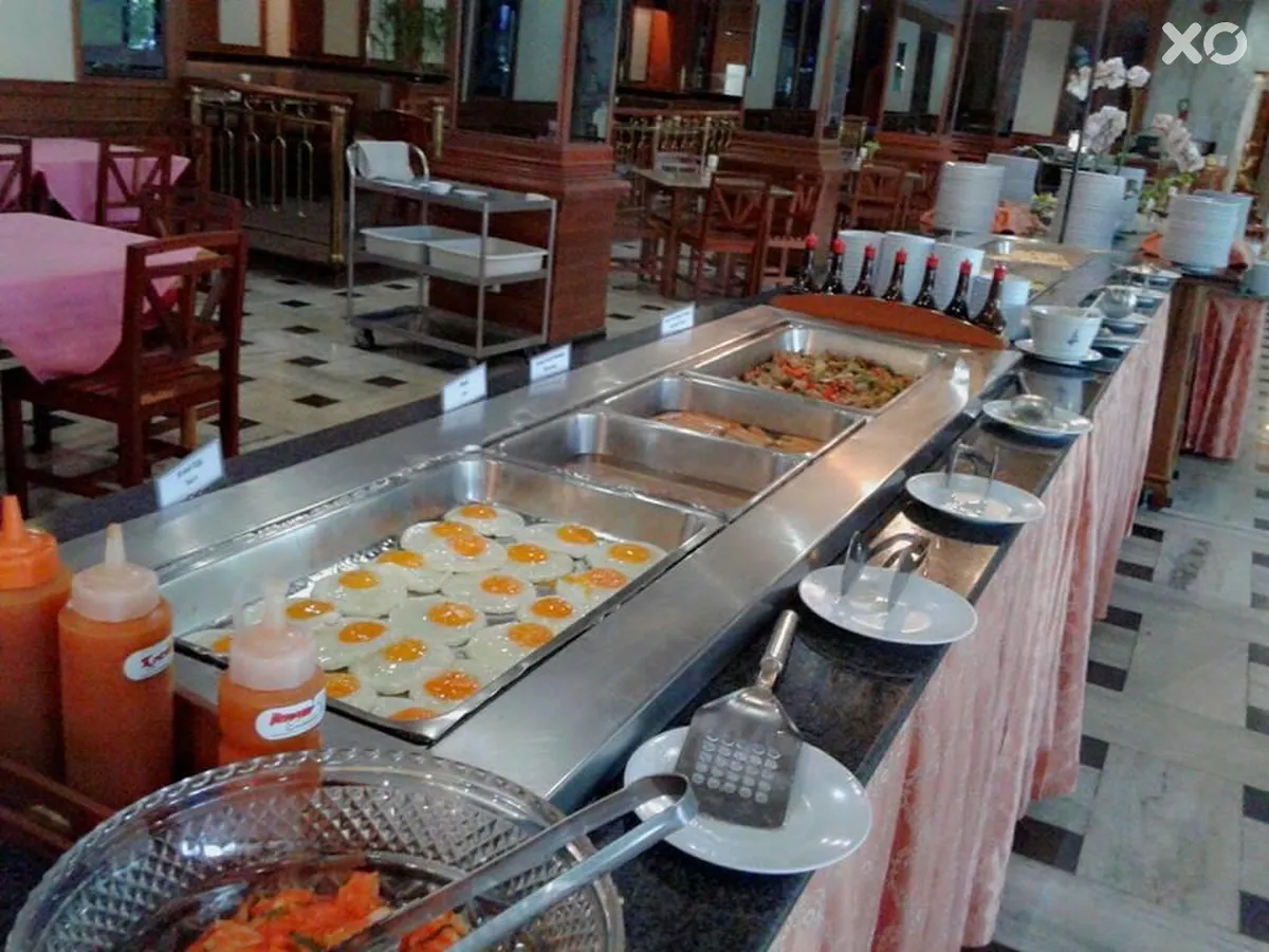 Royal Palace Hotel