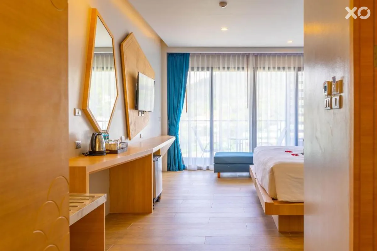Golden Paradise Hotel