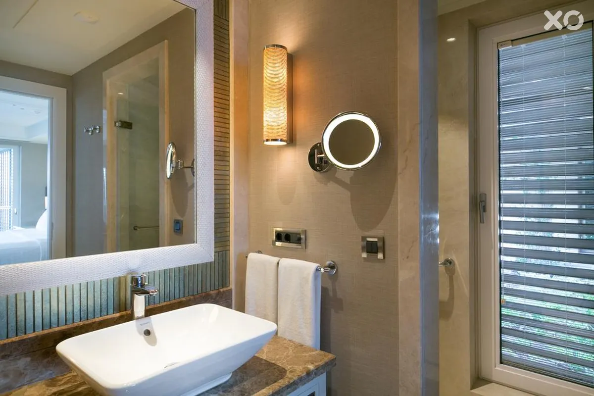 Caresse a Luxury Collection Resort & Spa