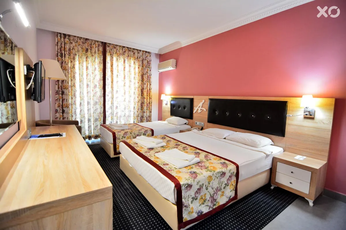 Ananas Hotel