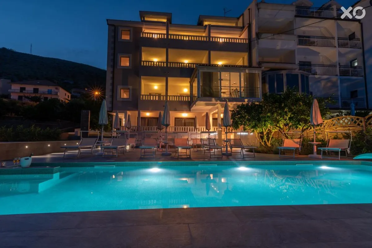 Ana Trogir Villa