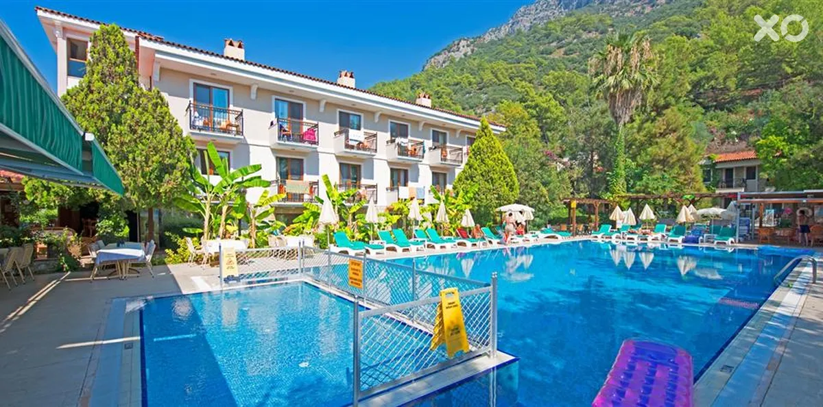 Perdikia Beach Hotel