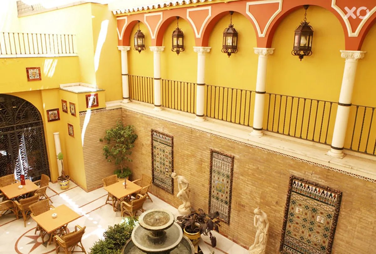 H10 Corregidor Boutique Hotel
