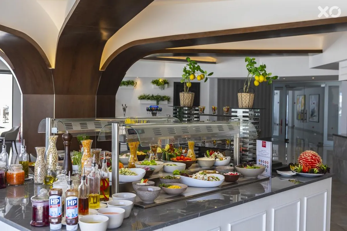 Leonardo Crystal Cove Hotel & Spa by the Sea