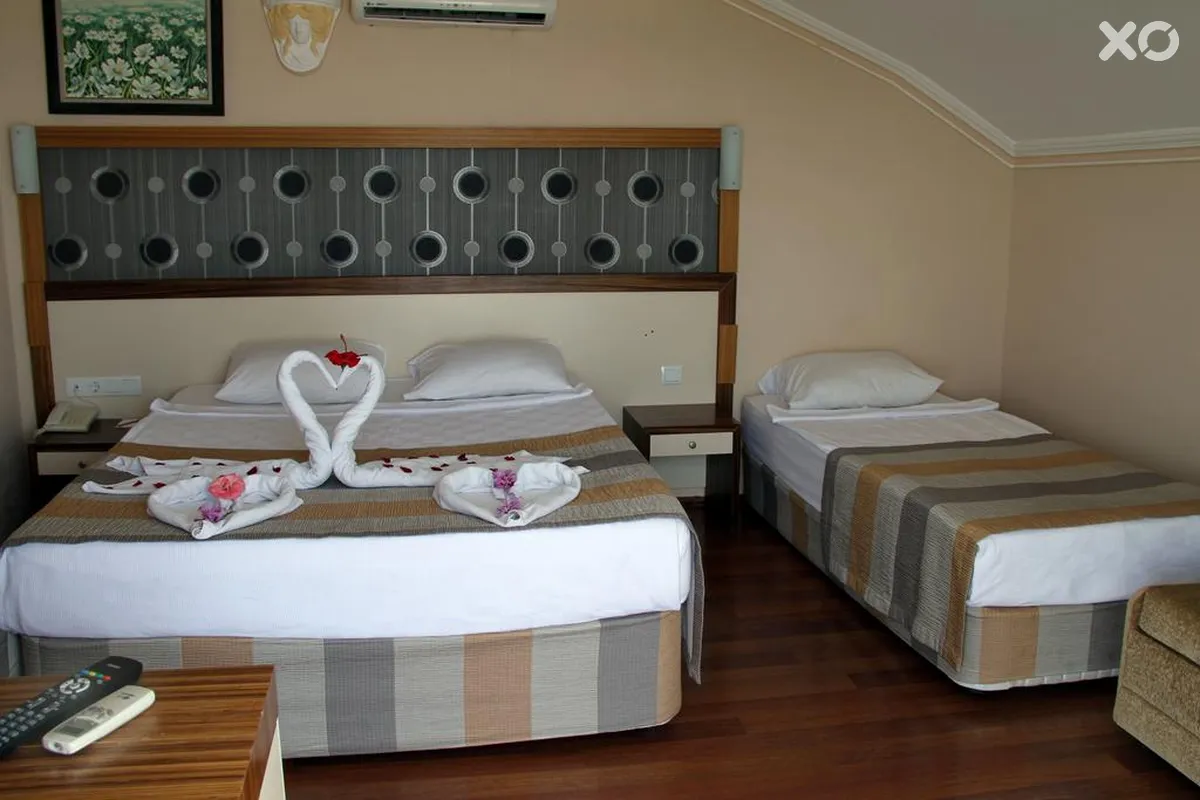 Lims Bona Dea Beach Hotel