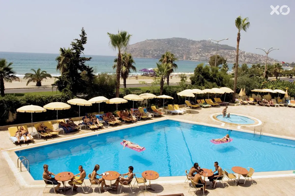 Elysee Hotel