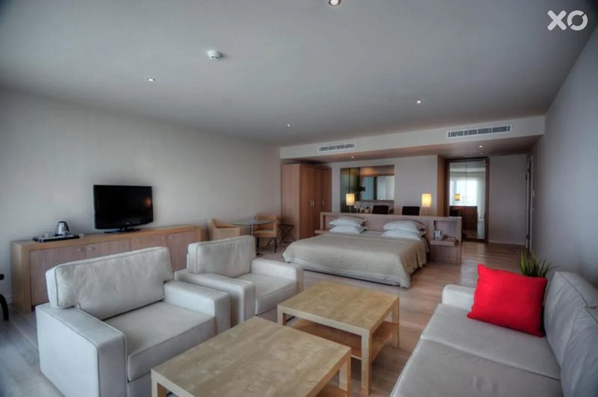 Lvzz Hotel