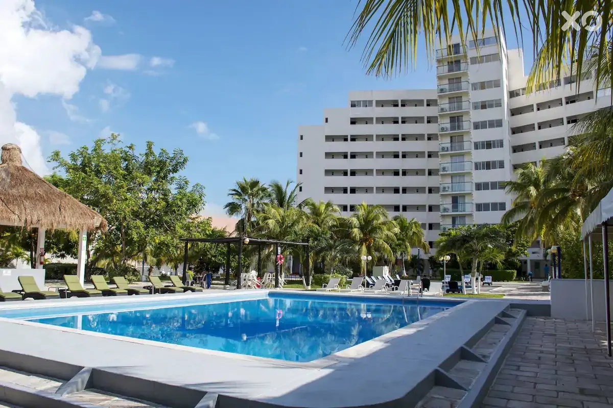 Calypso Hotel