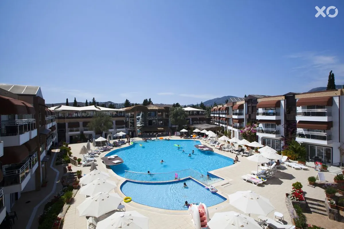 Risa Hotel