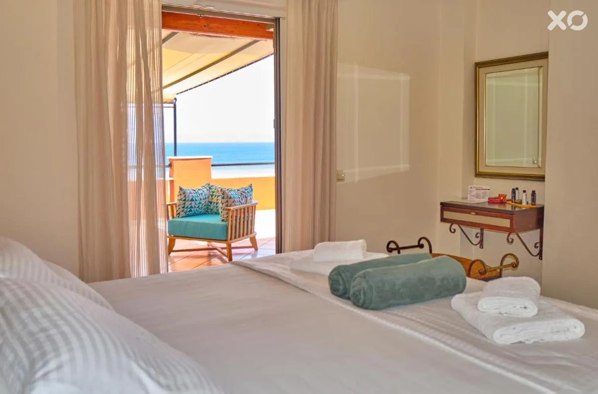 Chrismos Luxury Suites