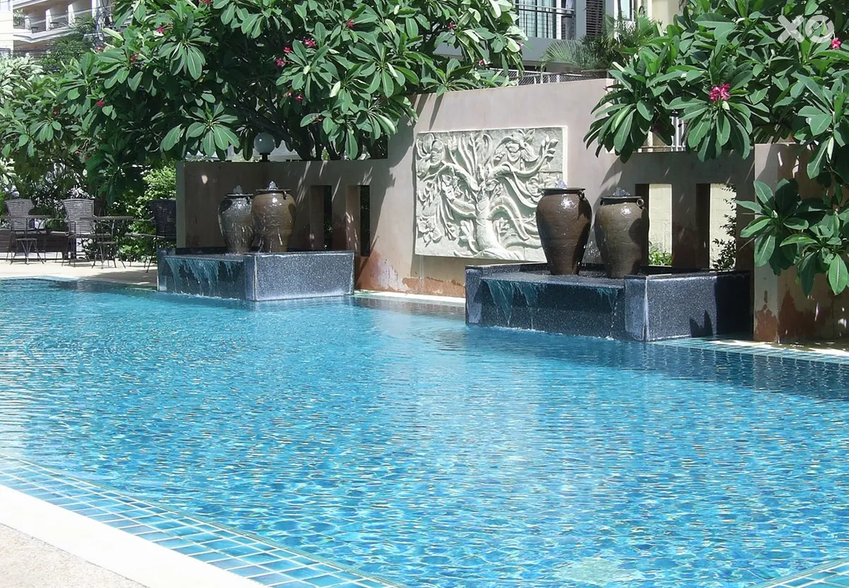 Crown Pattaya Beach Hotel