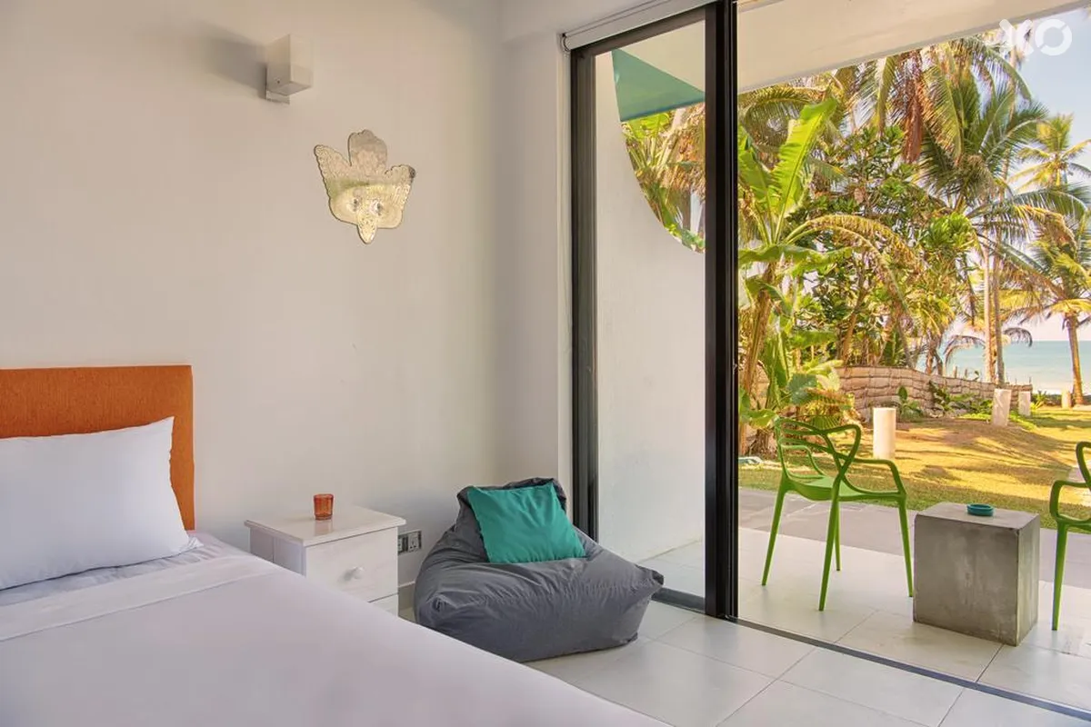 J Ambalangoda Hotel