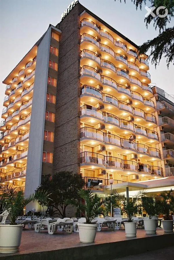 Yantra Hotel